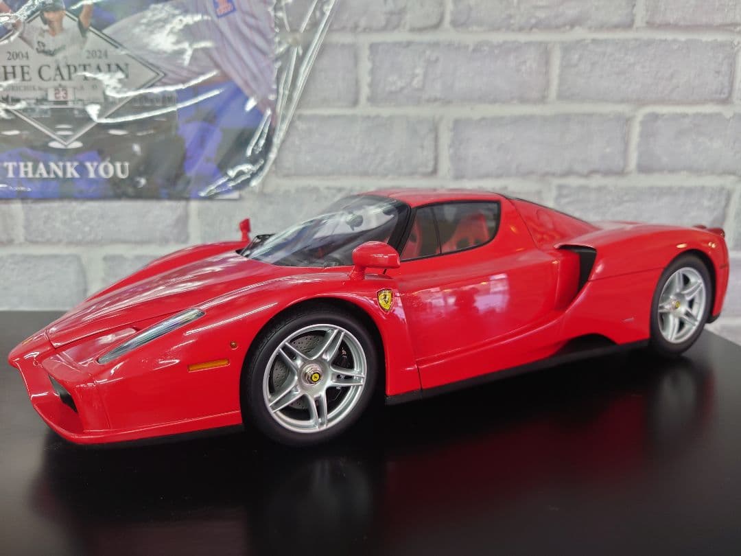 フェラーリエンツォ1/12 京商 08606R