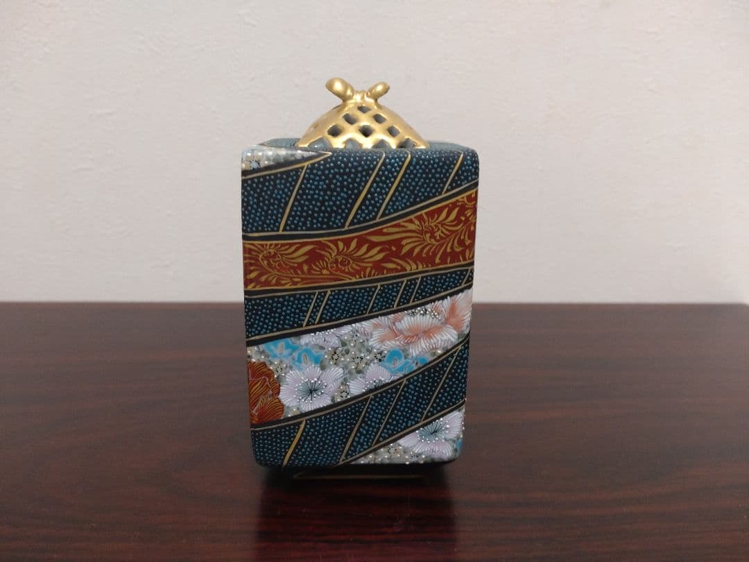 人気作家！九谷焼 中村陶志人 青粒花詰 香炉 共箱