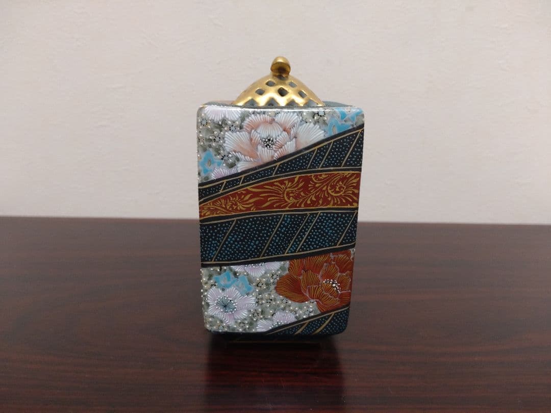 人気作家！九谷焼 中村陶志人 青粒花詰 香炉 共箱