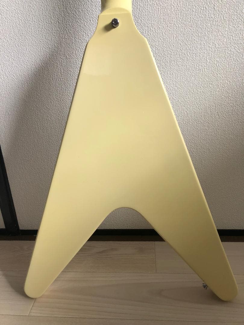 Gibson Flying V white ギブソン　フライングV 白