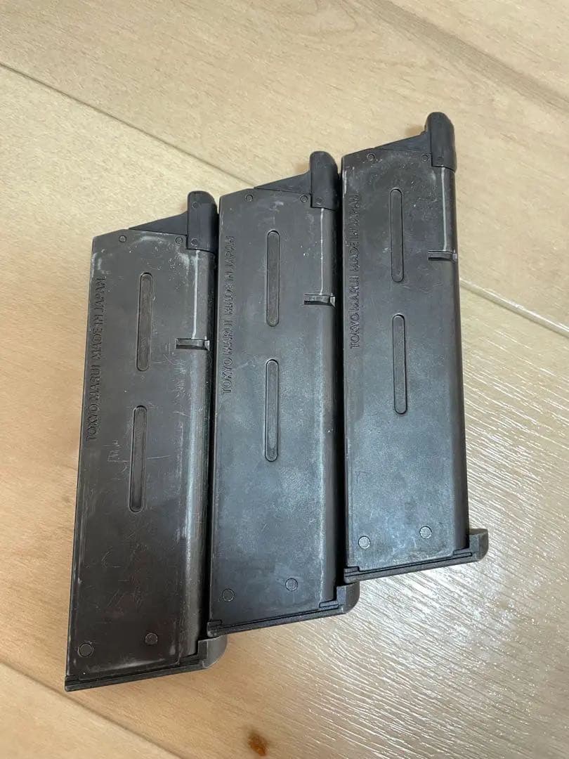 斉秀則　東京マルイ　M45A1 ガスガン　マガジン3本セット