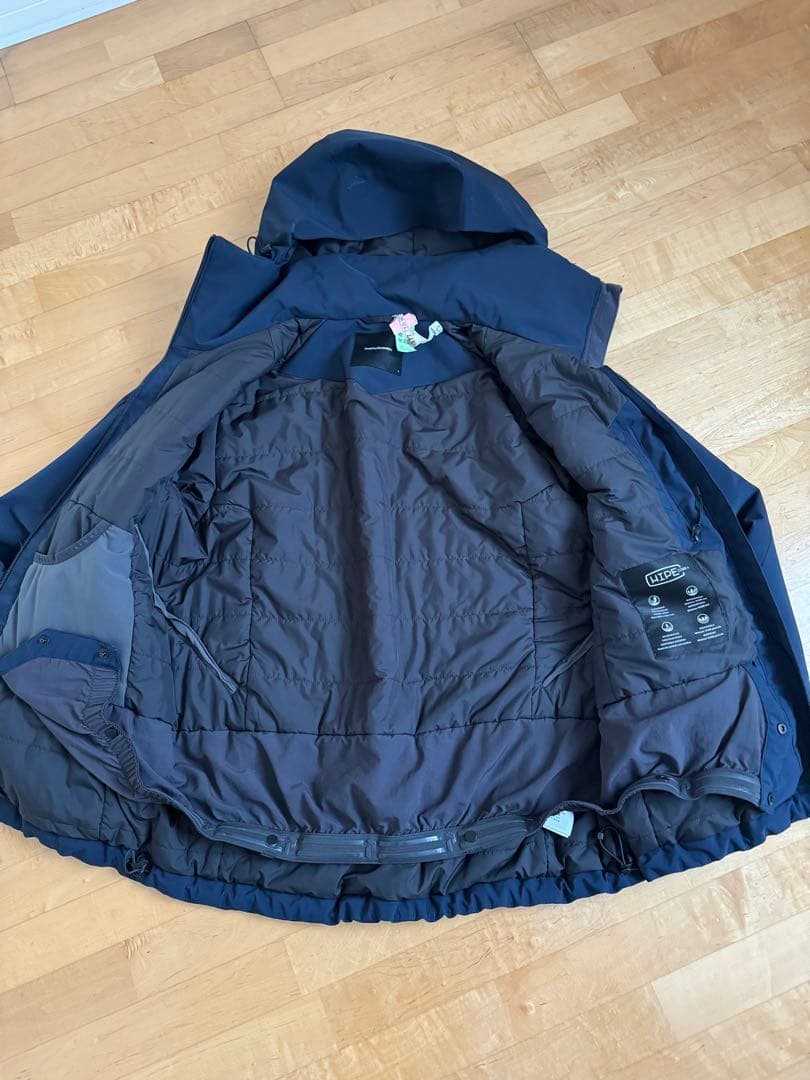 ピークパフォーマンス マルーンジャケット 中綿入り