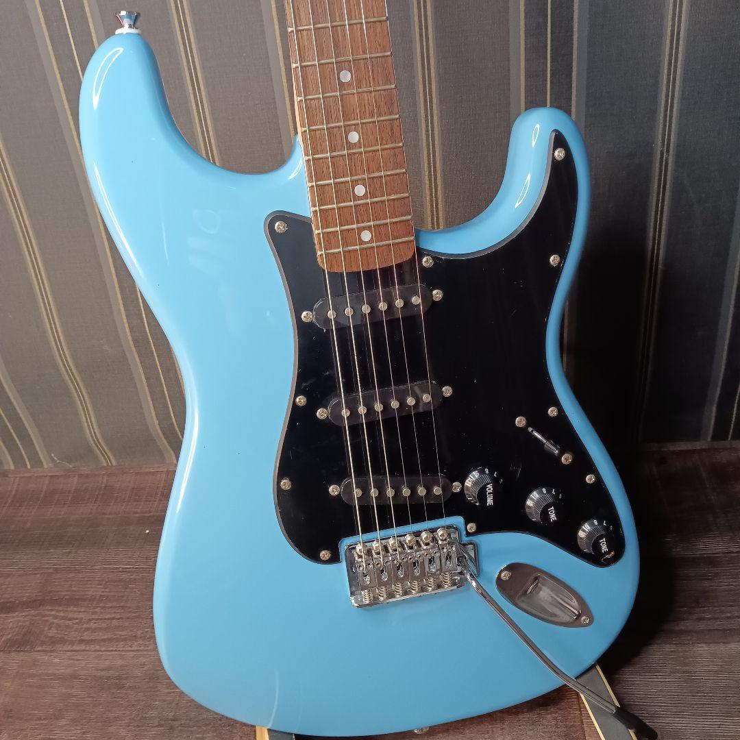 美品 Squier スクワイヤー BLUE ストラト エレキギター ケース