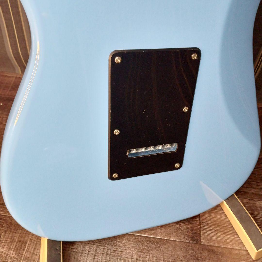 美品 Squier スクワイヤー BLUE ストラト エレキギター ケース