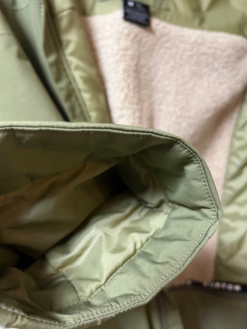 burton wms レディース Gore-Tex ジャケット　カーキ