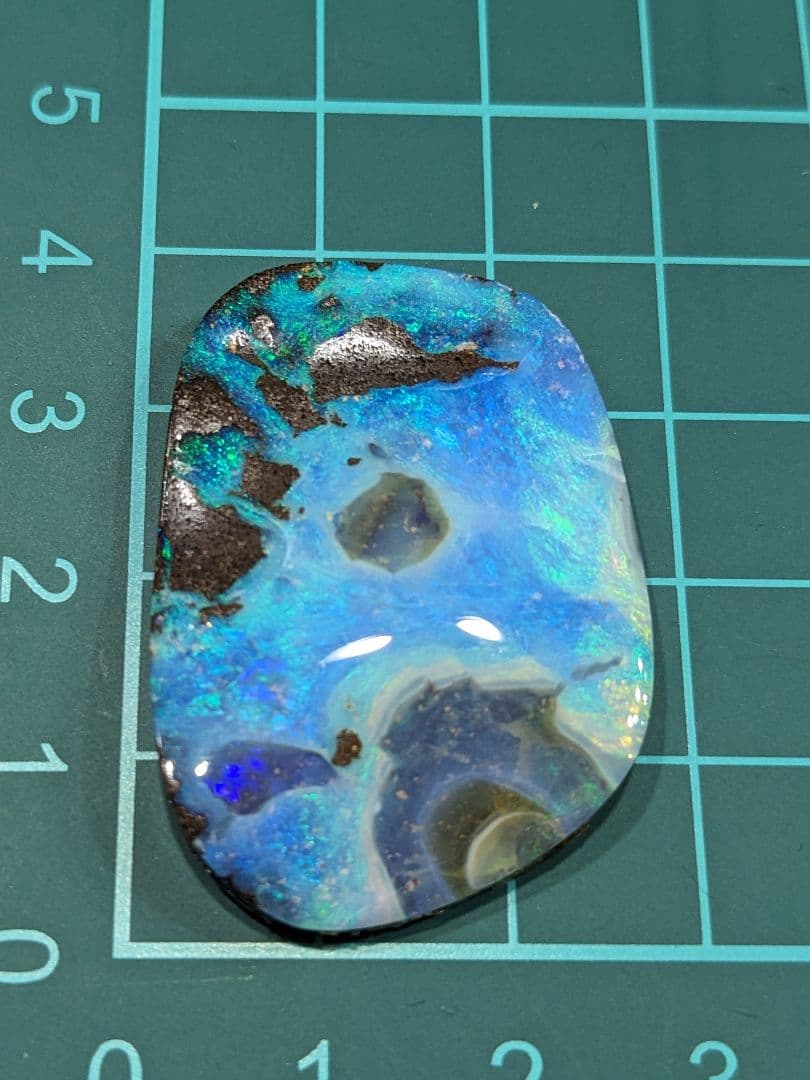 ボルダー ウォーター オパール オーストラリア