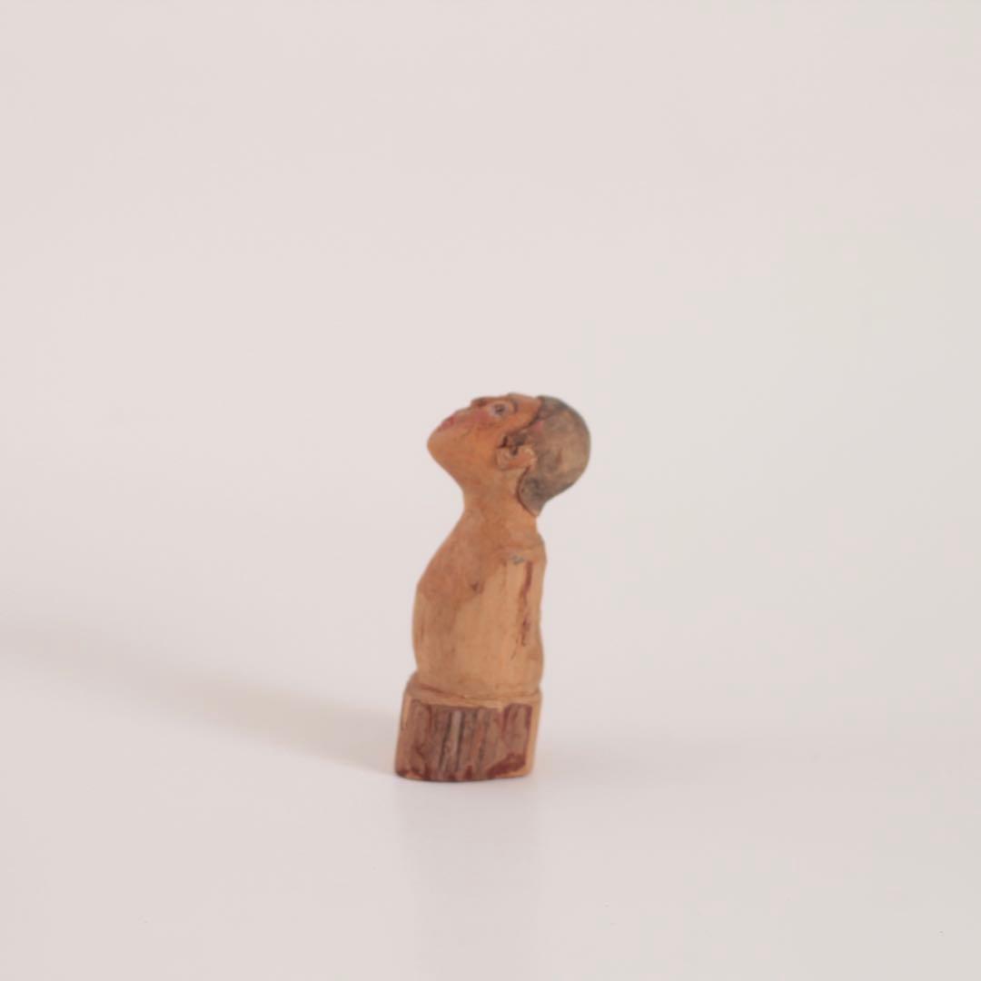 ふしぎな 木彫 人物像 古道具 アンティーク オブジェ