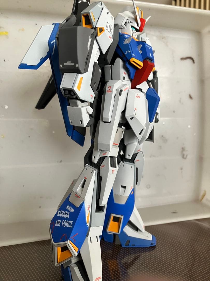 週末限定価格　MG Zガンダムver.Ｋ　アムロ専用機　完成品