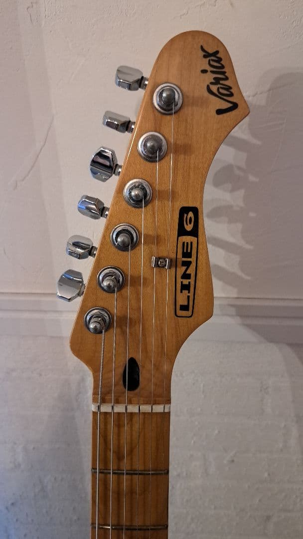 LINE6 Variax 600 バリアックス ライン6 モデリングギター