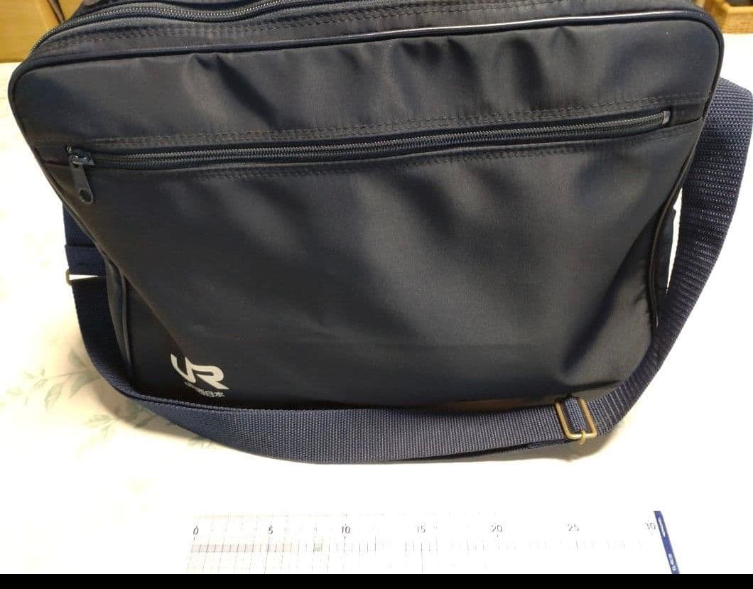 ショルダーバッグ ネイビー