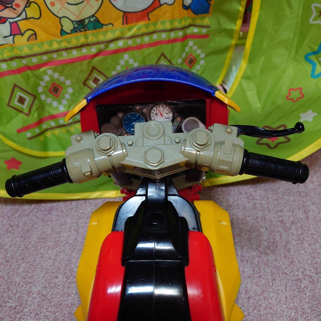 仮面ライダー　乗用バイク　乗用玩具