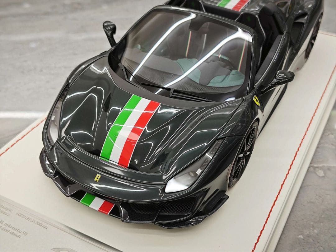 希少 DM モデル 1/18 フェラーリ 488 ピスタ ミニカー 限定30台