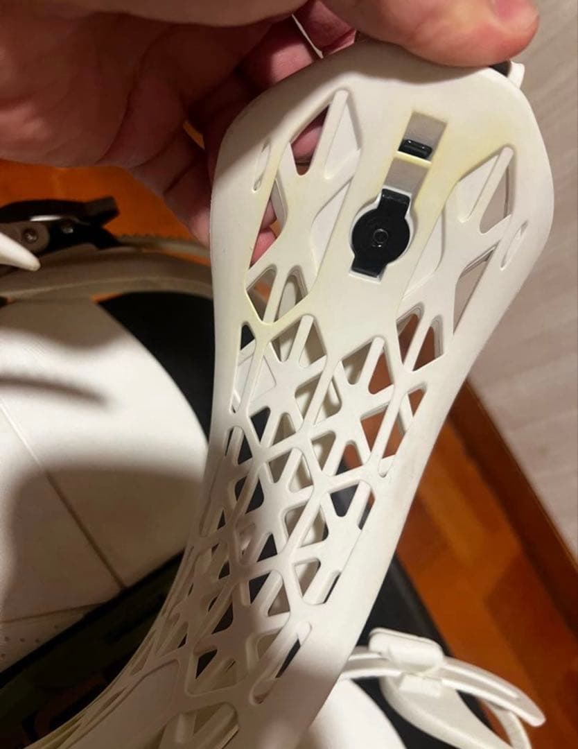 おみSalomonhpsdistrictmスノーボードビンディングサロモン