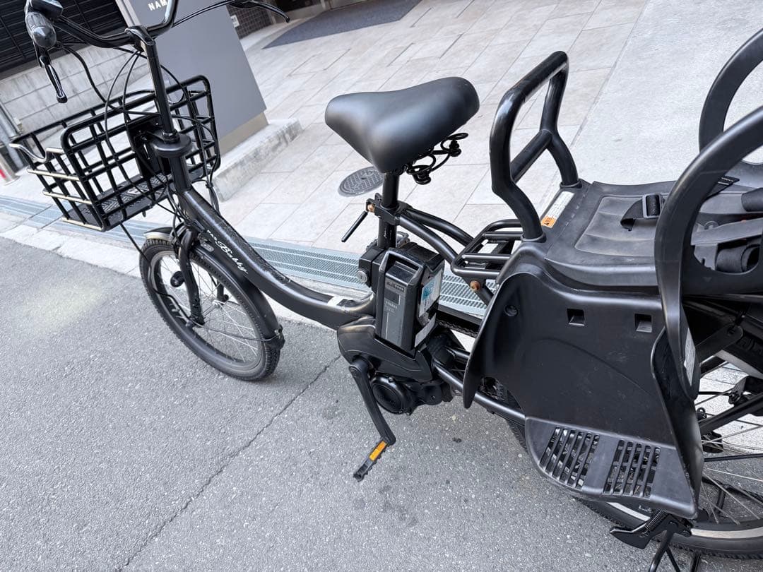 子供乗せ　ヤマハ　電動アシスト自転車 ブラック チャイルドシート付き