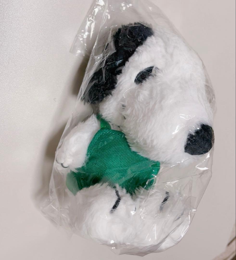 未使用品》Starbucks×PEANUTS ぬいぐるみキーホルダー　スヌーピー