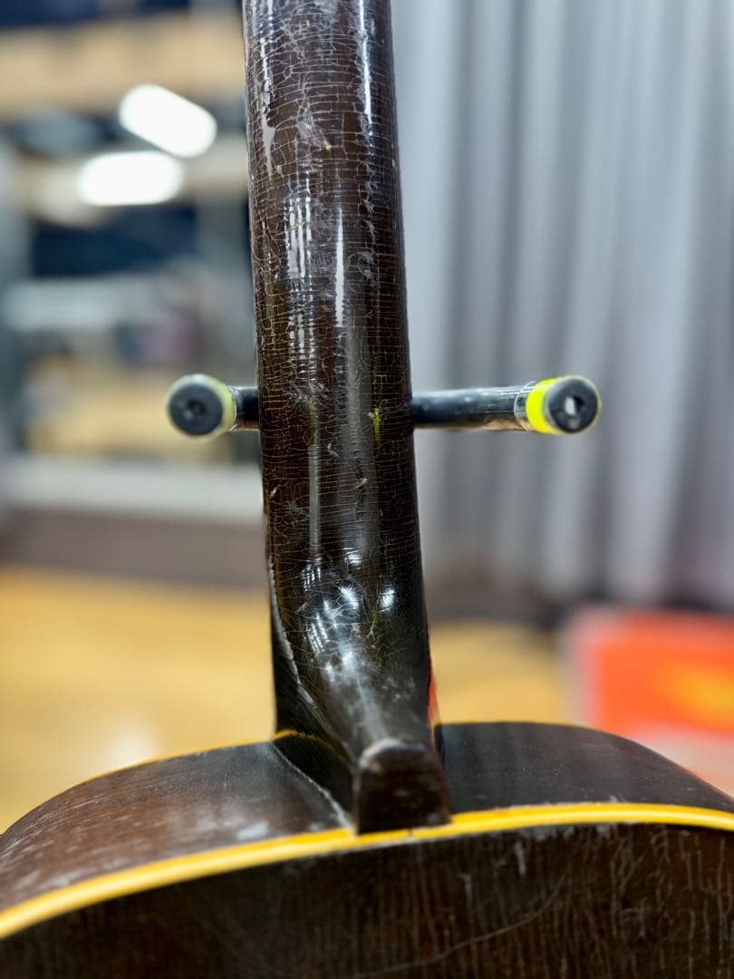 貴重！40年前後製造　Gibson L50 スクリプトロゴ　16inchボディ