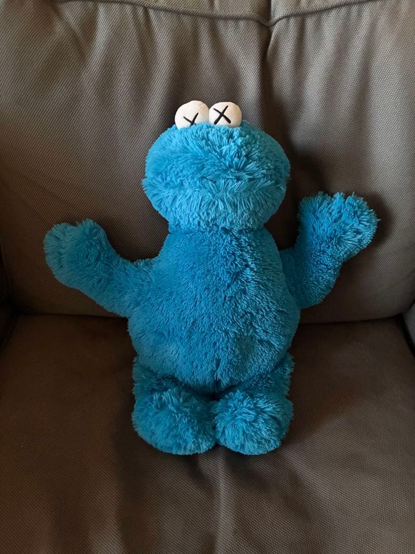 UNIQLO kaws ユニクロ カウズ セサミストリートぬいぐるみ