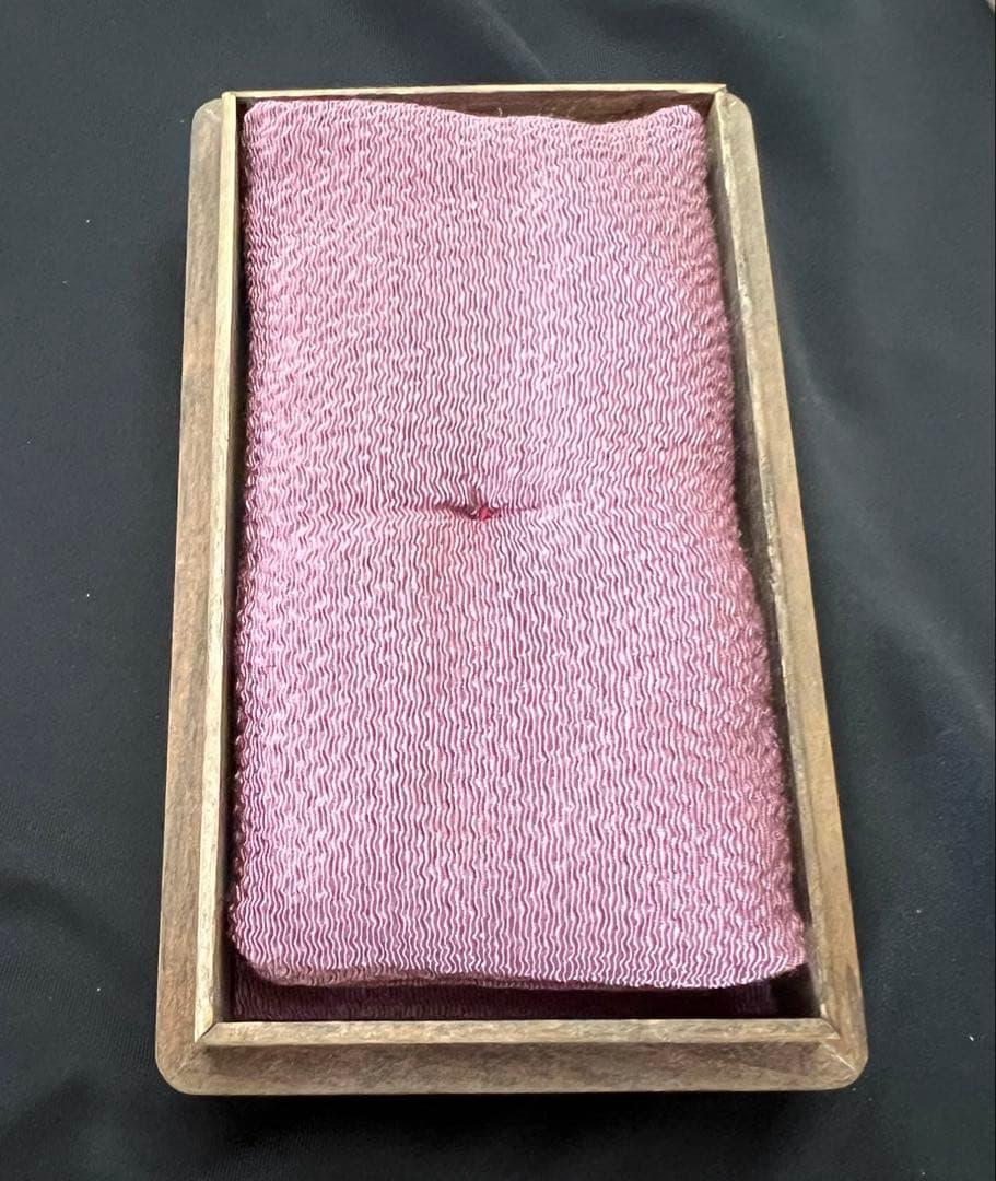 刀装具 小柄(柄のみ) 江戸金工 青龍刀 関羽模様図 箱付き