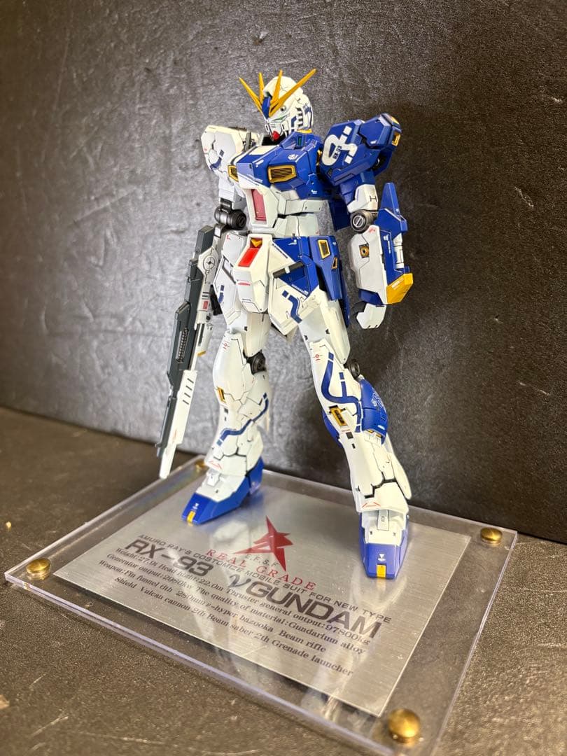 RG RX-93νガンダム 九龍版全塗装済完成品 クーロン九龍ガンダム