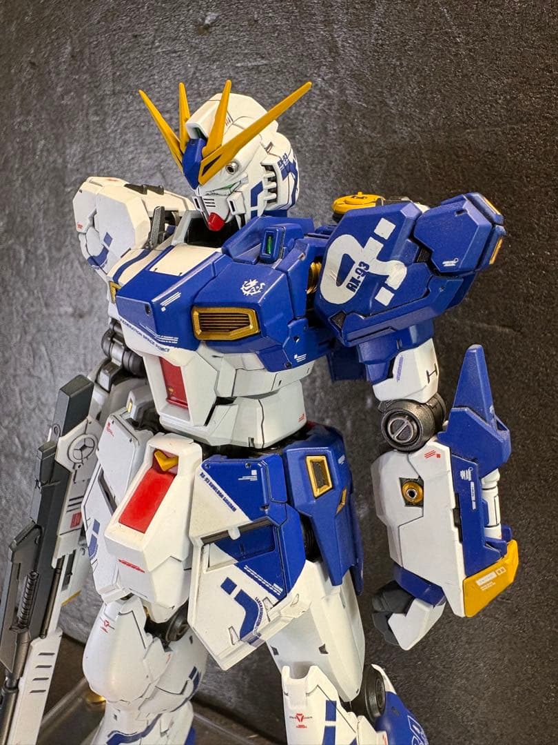 RG RX-93νガンダム 九龍版全塗装済完成品 クーロン九龍ガンダム