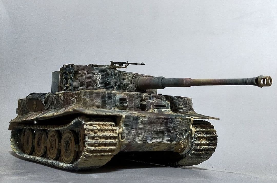 戦車模型の製作代行ページ タミヤ キングタイガー1/35