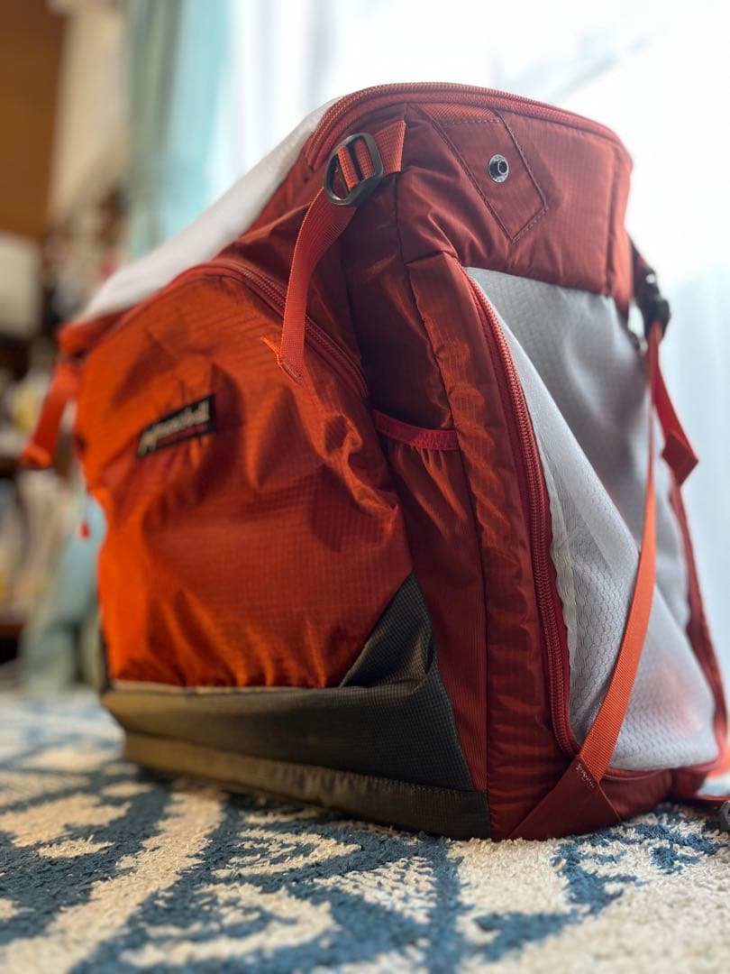 最新型 ドッグキャリングパックL モンベル　ペットリュック