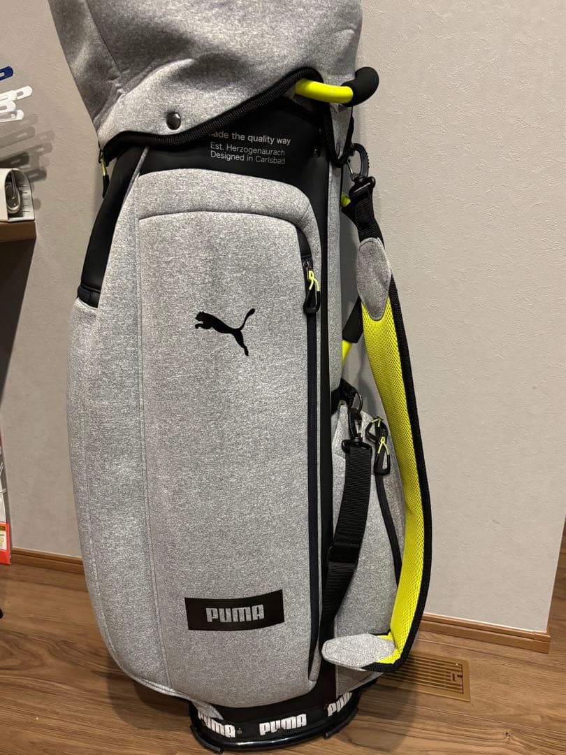 PUMA フード付きキャディバッグ グレー