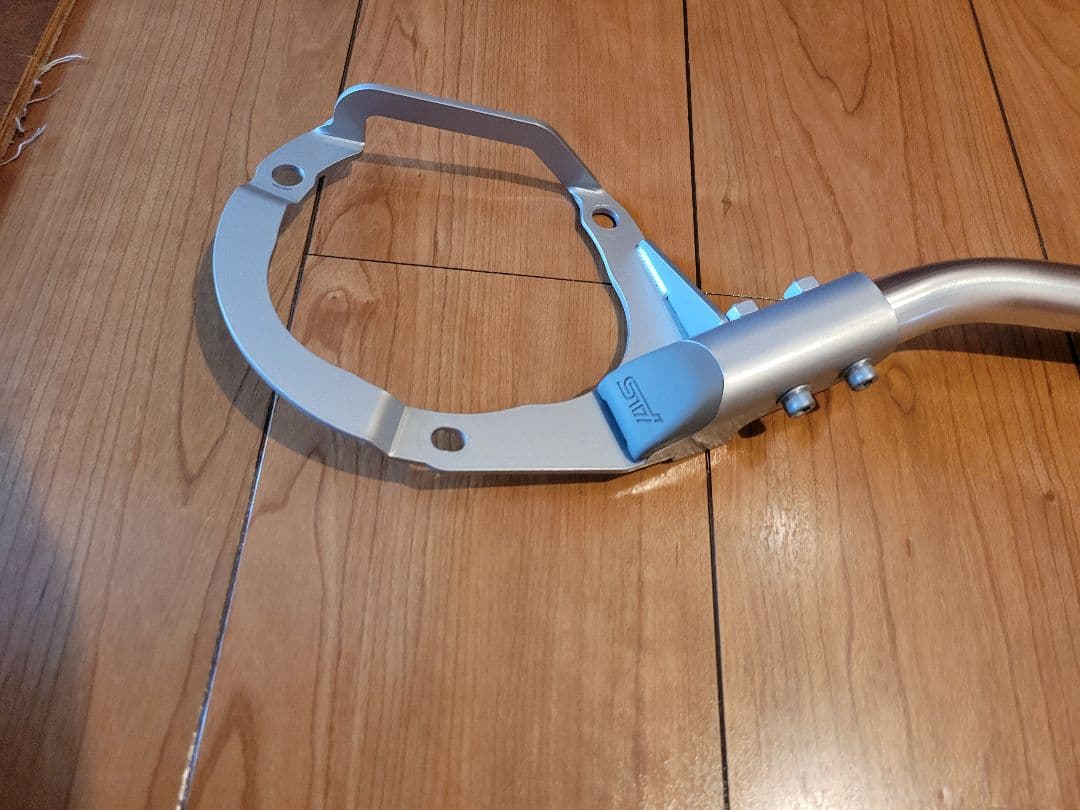 BS9　STI タワーバー