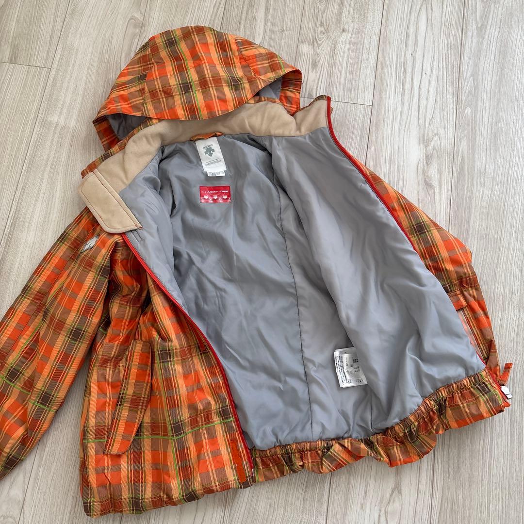 【美品】DESCENTE ＊ 子供用スキーウェア サイズ150 ヒートナビ