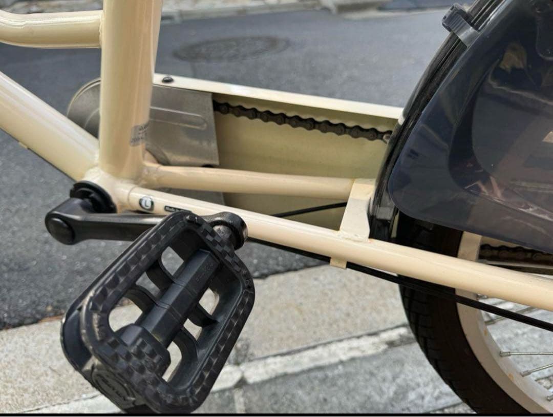 クリームカーゴ　小径子供乗せ　20インチ　変速あり　ミニベロ　チャイルドシート付