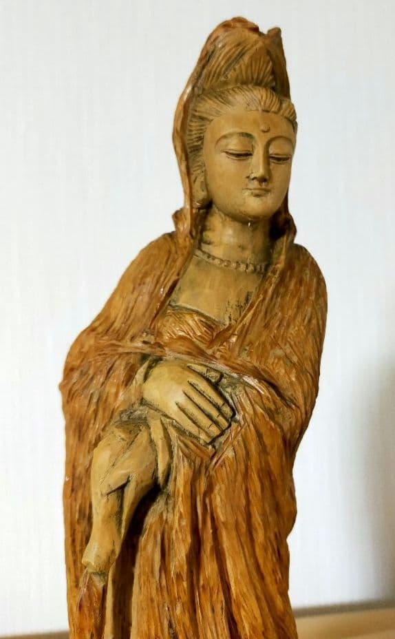 セール✨滴水観音立像　一本木彫り　天然木柘植　仏像　仏教美術