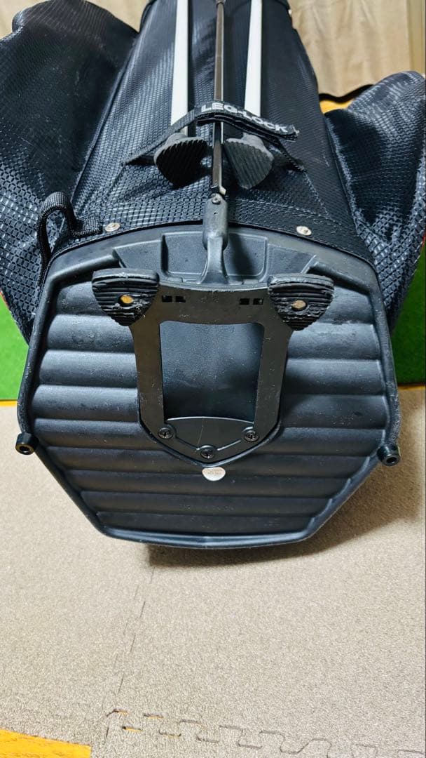 Titleist　タイトリスト　キャディバッグ 黒/赤