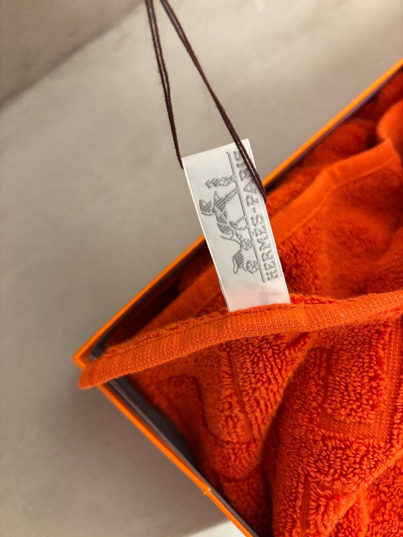 新品HERMES エルメス ゲストタオル　ステアーズ