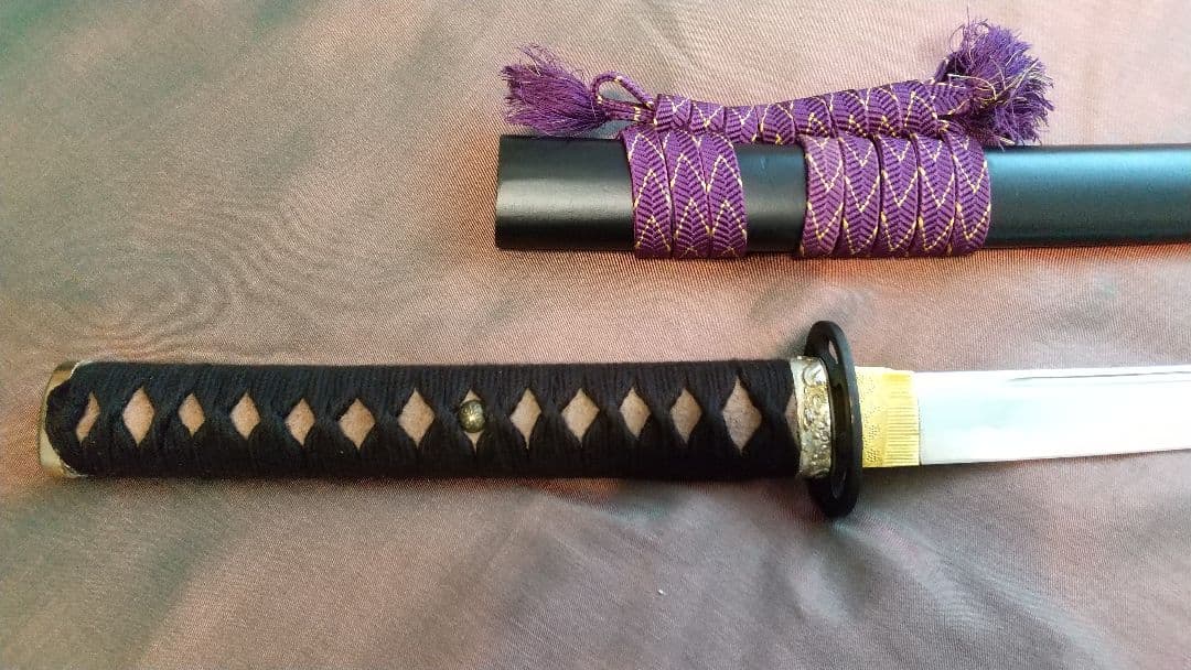 【二尺四寸二分】 居合刀 樋入り 長刀 透かし鍔 模造刀 武具 拵え 日本刀