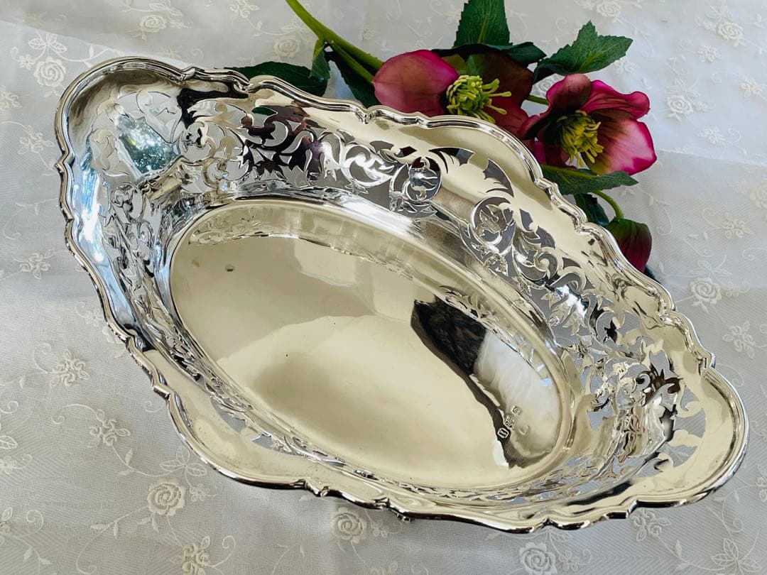 英国製　透かし細工のオーバルバスケット　スターリングシル