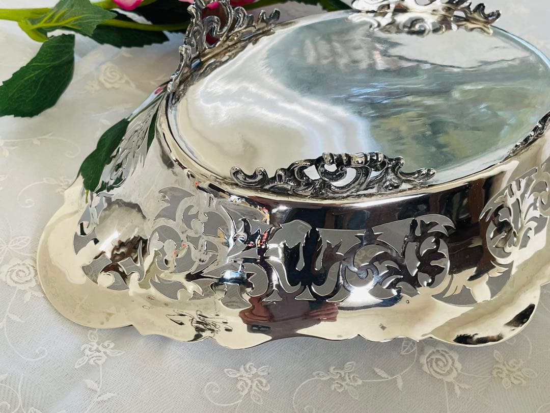 英国製　透かし細工のオーバルバスケット　スターリングシル