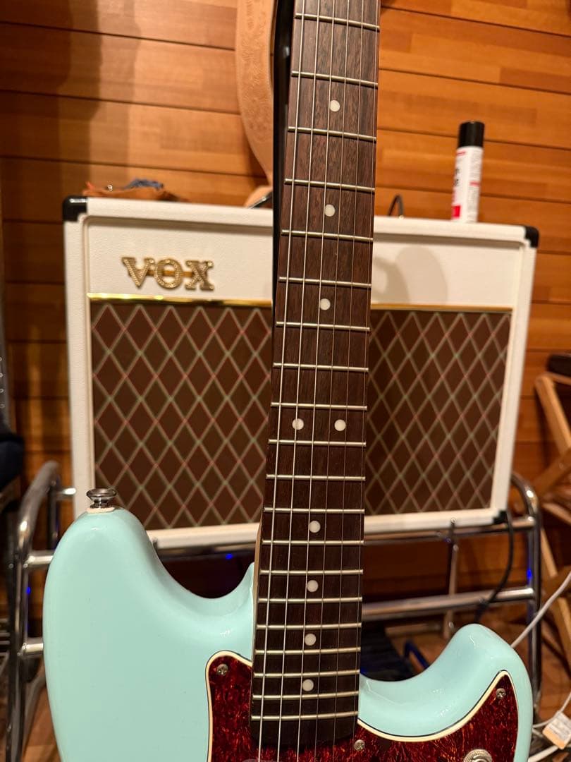 ギター Squier by Fender CYCLONE