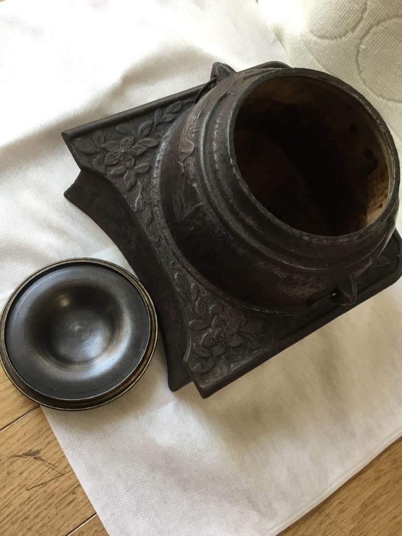時代物　骨董　鉄瓶　茶釜　茶道具　茶器　真鍮蓋　美術品　レトロ　アンティーク