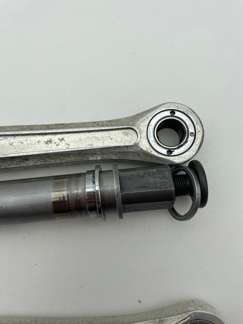 BMX ARESTIC 165アルミクランクセット ボトムブラケット付 フラット