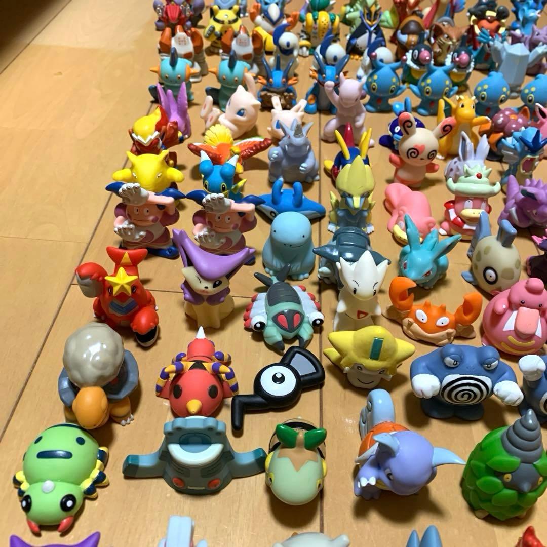 ポケモン指人形323体＋クリアタイプ6体