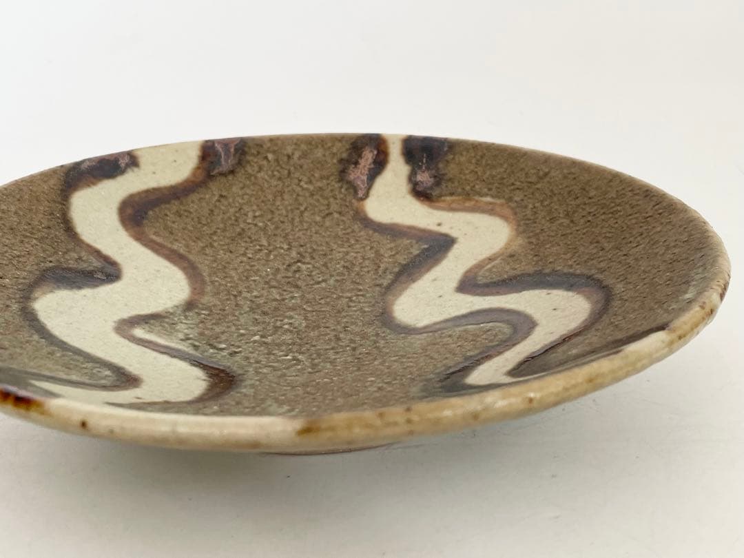 陶芸家　人間国宝　濱田庄司　浜田庄司　鉄絵　皿　丸皿　中皿　波文　共箱　民芸