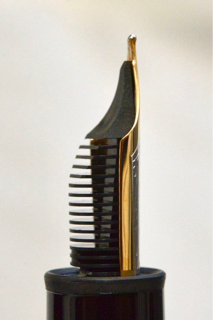 【正規未使用品】モンブラン 万年筆 マイスターシュテュック146