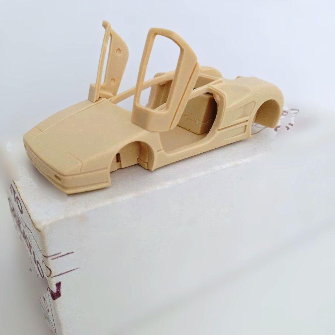 1/43 スバーロ チャレンジ オート クリエーション レジンキット