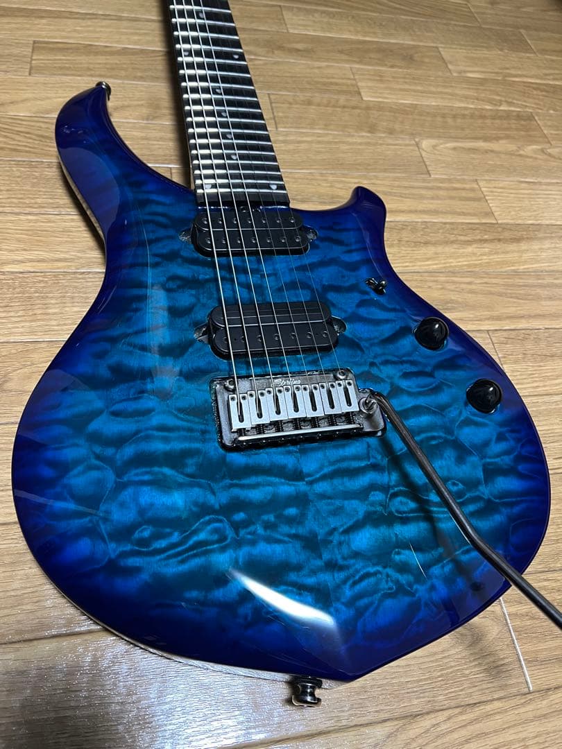 ギター Sterling by MUSICMAN MAJ270