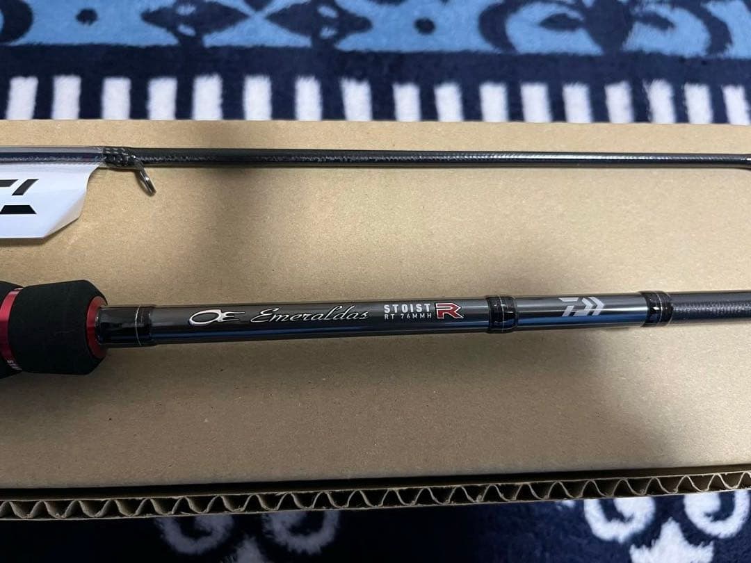 新品未使用　ダイワ エギングロッド エメラルダス ストイスト RT 76MMH