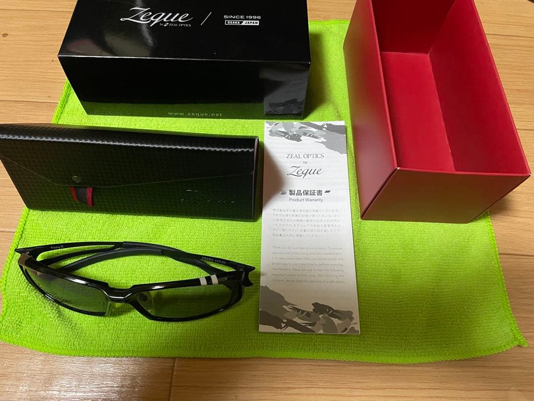 ゼクー　Vanq X ブラック/ホワイトラインF-1771