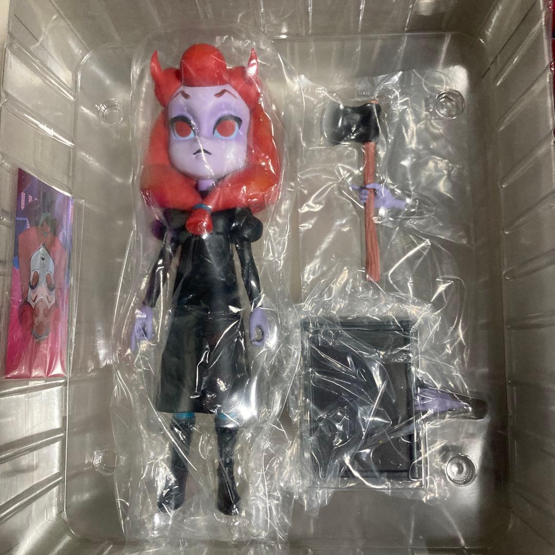 メディコムトイ　MARIA ソフビスタチュー　ドール