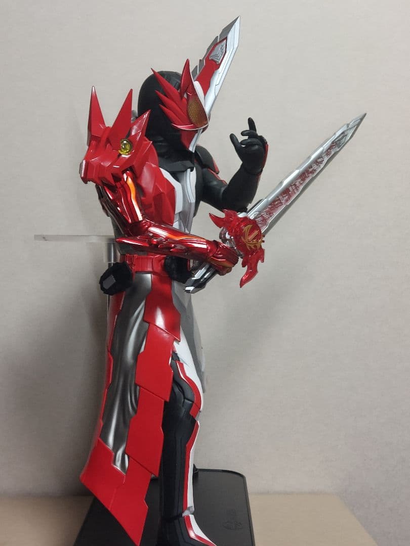 特大HEROES 仮面ライダーセイバー ブレイブドラゴン フィギュア プレバン