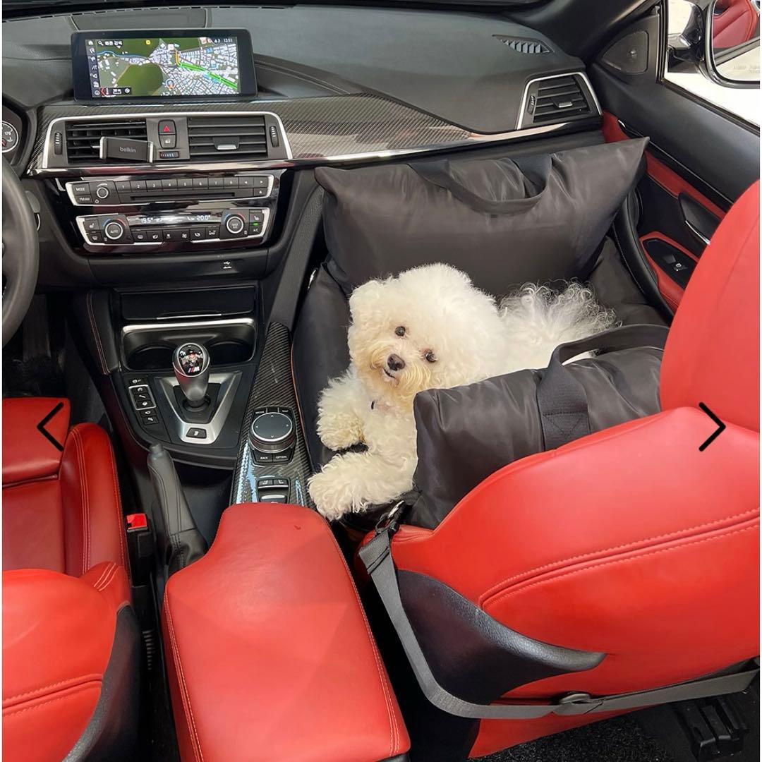 【新品】Monchouchou モンカーシート　ノーマルサイズ　犬　カーシート