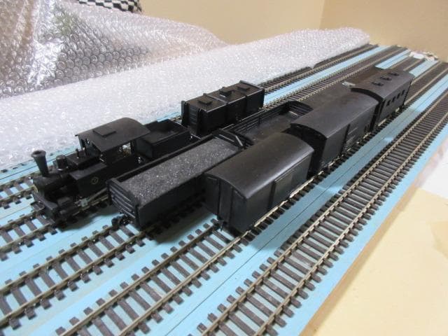 国鉄 キハ80系 気動車 2両セット HOゲージ　（金属製 /カツミ製）